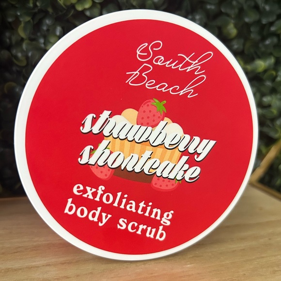 Strawberry Shortcake South Beach Exfoliating Body Scrub - Picture 2 of 3
